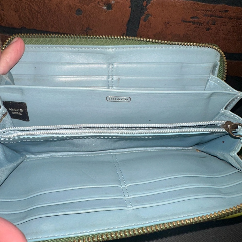 "RARE" COACH Double Buckle Zip Around Clutch Wallet - Picture 5 of 12